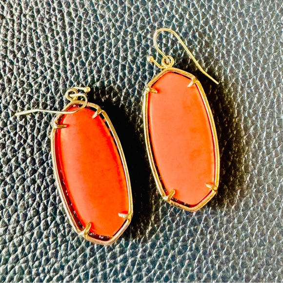 Kendra Scott Earrings - Picture 2 of 5